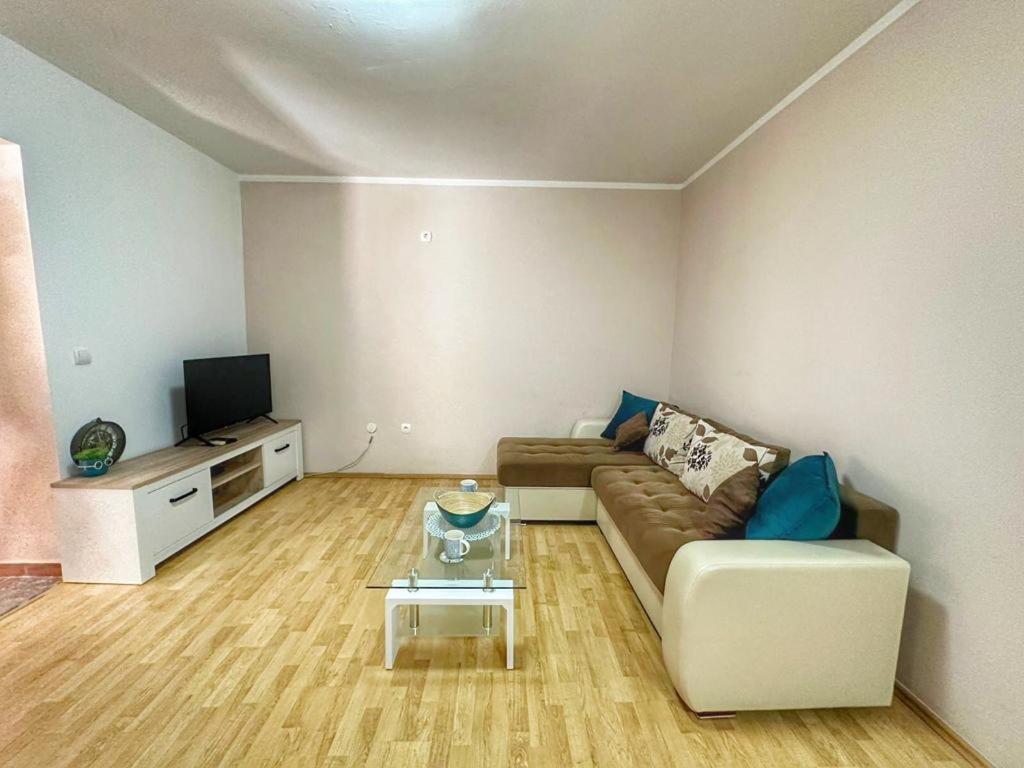 Centar Gasthof Budva
